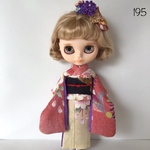 No.195   6/1サイズドール用振袖　京友禅　羽子板と羽根、独楽
