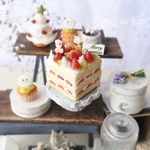【ミニチュア】サンタのスクエアいちごのchristmasショートケーキ♪コンポート皿セット♡