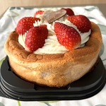 💓ピンク色が可愛い🍓いちごのメレンゲチーズケーキ🧀15cm(送料込み)全国(沖縄、離島除く)冷蔵便可能。