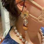 ブラウンお花ビジューピアス