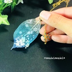 【1点限定‼️】雪降るリーフの透き通るネックレス