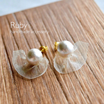 純白*フリルピアス♡/イヤリング 