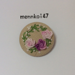 刺繍ブローチ