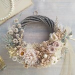 Lune Bonheur＜Beige chanel＞＊受注制作＊ハーフムーンリース＊プリザーブドフラワー＊お花＊ギフト＊結婚祝い＊新築祝い＊お誕生日祝い＊クリスマスリース