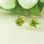 *K14GF***P93天然石ペリドットAAA（ブリリアントカット6ｍｍ）☆スタッドピアス