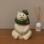 みどりのマフラー、ベレー帽セット／しろくま貯金箱
