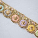 インド刺繍リボンᢂマルチカラートリム【パステル】刺繍リボン 刺繍リボン トリム ブレード ジャガードリボン チロリアンテープ レース チュールレース