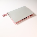 ペールグレー/さくら色　A6サイズ手帳カバー「ほぼ日手帳」（文庫本サイズ）牛革カバー　バタフライストッパー　タッセル