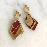 レザーのアシンメトリーピアス・イヤリング