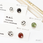 小粒✽ダルメシアン✽アシンメトリーピアス／イヤリング【受注製作】