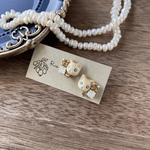 猫とビジューピアス/イヤリング（茶トラ）