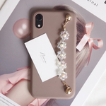 【新シリーズ】お花ビーズ♡スマホチェーンiPhone ケース　韓国　キーリングハンガー