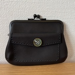 ＊ｋ様ご予約品＊【送料無料】ぱかっと開くとお部屋が3つの親子がまぐち♪外ポッケが付いた、ブラック口金の本革ミニ財布