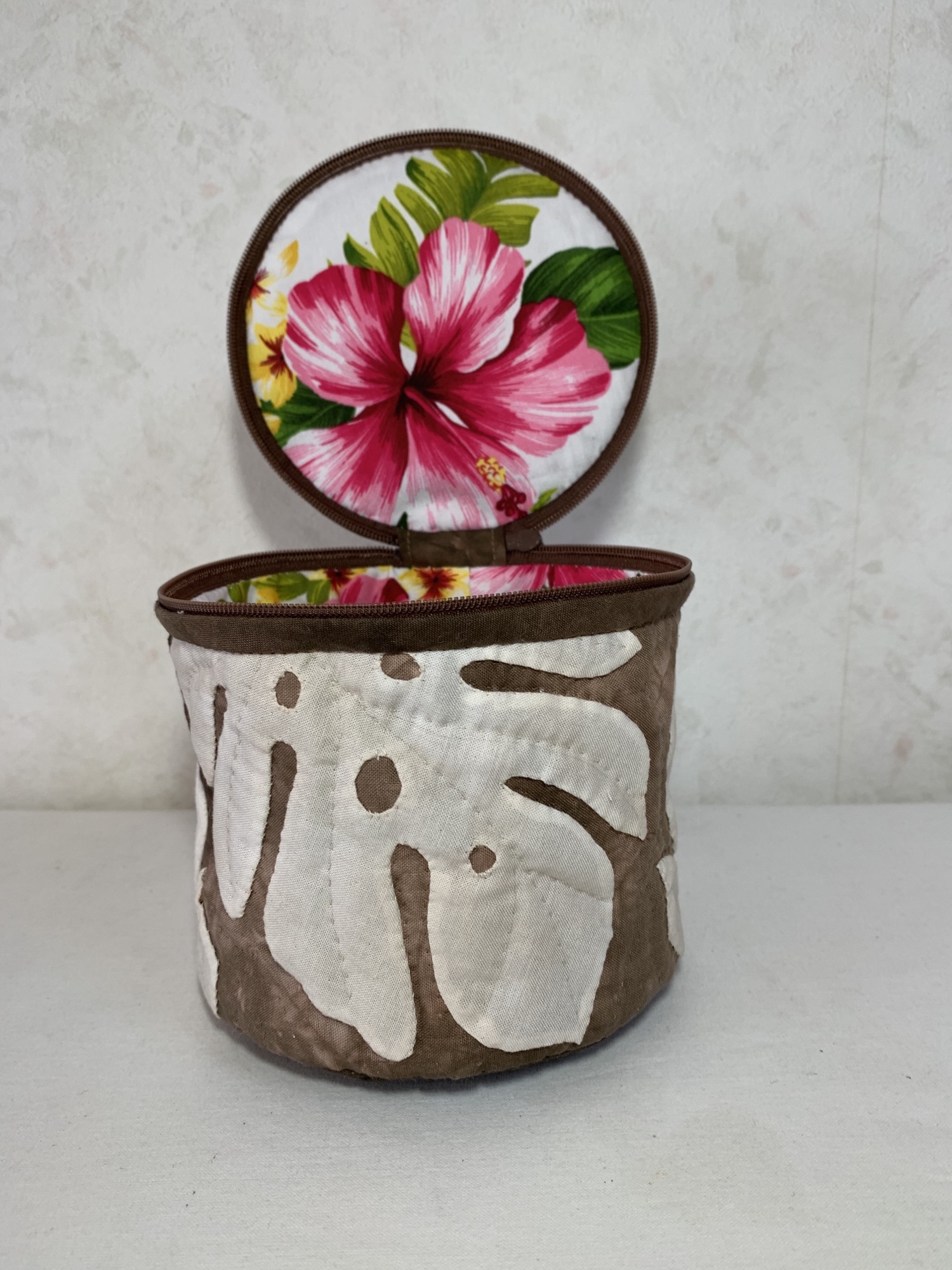 ハワイアンキルト のバニティポーチ - GRANNY'S GALLERY | minne