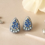 ビーズ刺繍＊blue×シルバー小さな雫ピアス