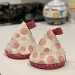 三角鍋つかみ　2個セット　さくらんぼ①