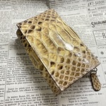 【S様オーダー品】ダイヤモンドパイソンのかぶせミドル財布
