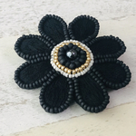 大きなお花刺繍＊ヘアクリップ