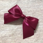 シンプルサテンリボン ふんわり留め 選べるブローチヘアクリップ ワイン赤紫