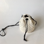 コットンニット 巾着 ミニショルダー ホワイトジオメトリック