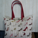 yum様オーダー品：フランスジャカード生地　「タロン・エギュイーユ」仕切り付きトートバッグ(赤）
