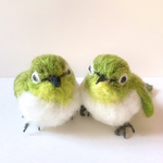 【メジロ】つがいのメジロちゃん/羊毛フェルト　小鳥　鳥　野鳥　置物　マスコット　ぬいぐるみ　インテリア
