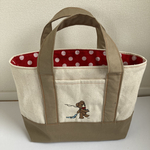 くまさん刺繍の帆布トートバック