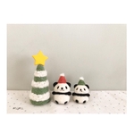 とんがり帽子パンダ親子のクリスマス