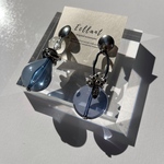 [blue］透明感大振りピアス  / イヤリング 　＊  アシンメトリー　ステンレスピアス　大振りピアス　大振りイヤリング　冬ピアス　くすみブルー　寒色ピアス　冬イヤリング