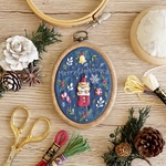 クリスマスブーツネコちゃん手刺繍フープ