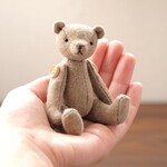 【ご予約品】手のひらサイズの小さな相棒   くまのぬいぐるみ （コットンベージュ）