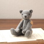 手のひらサイズの小さな相棒   くまのぬいぐるみ （リネンウールグレー）