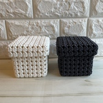 蓋つき小物入れ