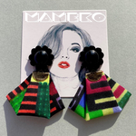 個性的✳秋冬✳レトロブラックフラワー×カラフルタッセル✳ピアス､イヤリング✳ ネイティブ アジアン 昭和レトロ アンティーク モダンレトロ カラフル 古着 エスニック チェック大人可愛い クリスマス