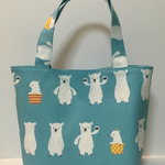 再販＊かわいいしろくまさんのトートバッグ(M)＊ブルー