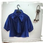 ドットのギャザーブラウス リボン付き ネイビー×インディゴ 