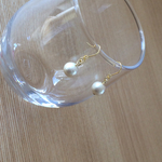 小さなパールピアス