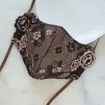 ＊New＊上品刺繍が美しいレースマスク
