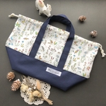 新柄　お弁当トート●絵本みたいなリバティ『Theo』ブラウン系 ●防水加工生地使用　お弁当入れ