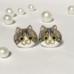 はちわれキジトラ猫の刺繍ピアスorイヤリング ハンドメイド kagisippo7  新作