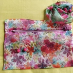 手縫いのポーチ、小物入れ　2サイズセット　オーガンジー生地　パッチワーク　手縫い
