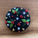 ビーズ刺繍くるみボタン（ヘアゴム/ブローチ）