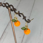 シンプルなみかんのピアス/イヤリング