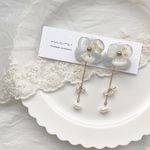 baby’s breath *:.。chain flower / ブルー