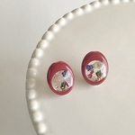 𝕜𝕦*𝕞𝕠𝕞𝕠𖦥⚘𖡡冬のレッドベルベット 小ぶり レジン フラワー ピアス
