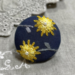 お花の刺繍　ブローチ/ヘアゴム