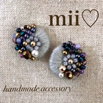 アシンメトリービーズ刺繍ピアス／イヤング　