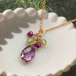 💎14kgf 💎煌めく紫水晶💎宝石質アメジスト、ルビー、ペリドットのネックレス
