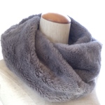 あったかねじりスヌード　ラビット　グレー