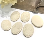 1個セット 1960’s カメオ 25×18mm 西ドイツ ガラス ホワイト/ヴィンテージ カボション